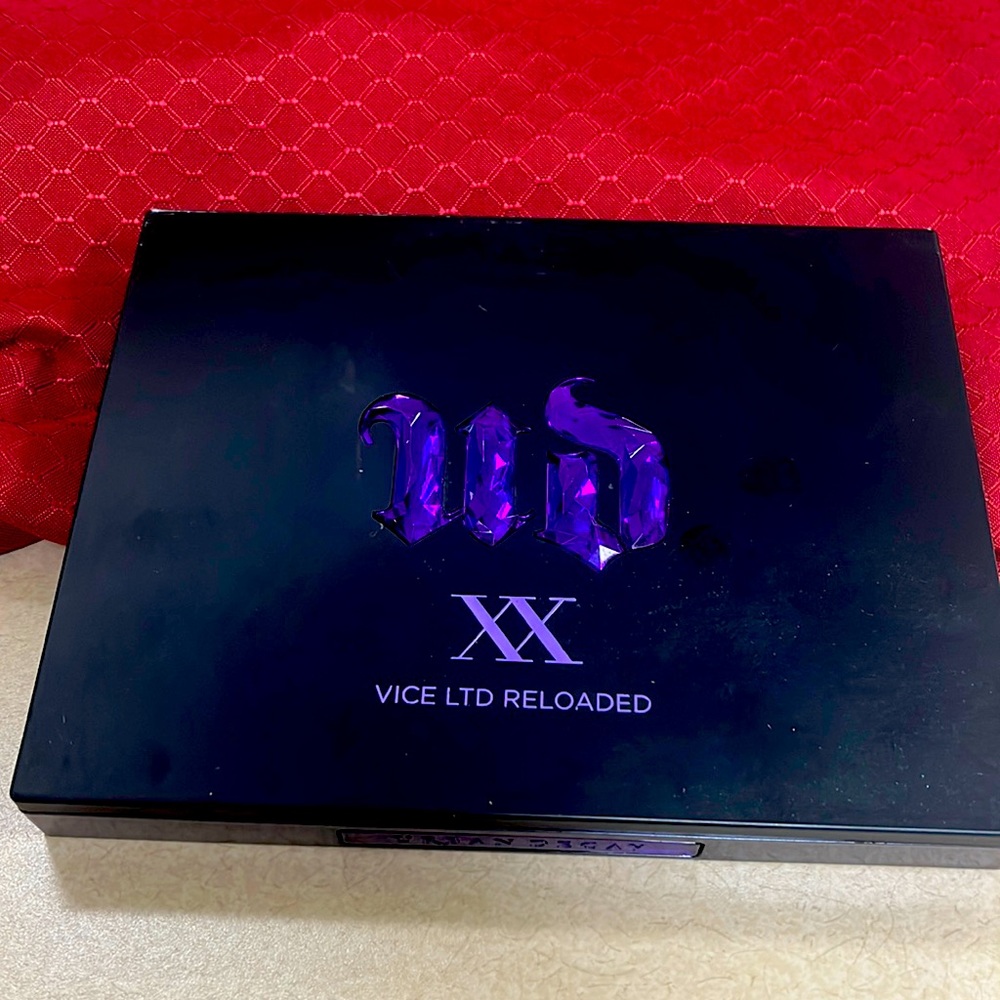 Urban Decay Vice LTD Reloaded